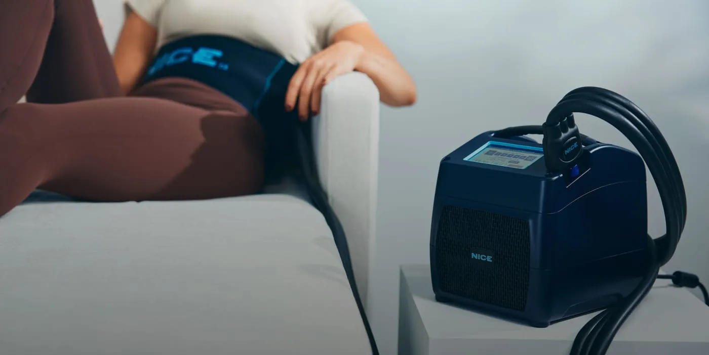 The NICE1 cold and compression unit with its therapy wrap